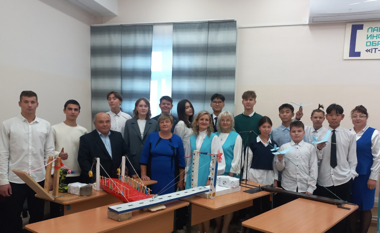 Участие команды школы №32 в IV Байкальском Образовательном Форуме.